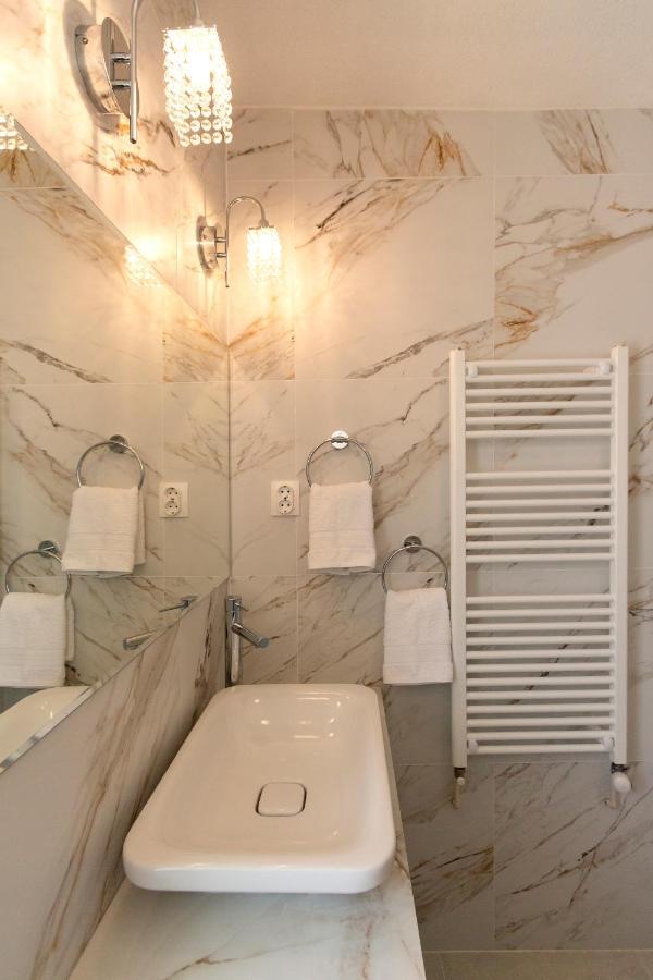 Ines Apartments Ohri Dış mekan fotoğraf